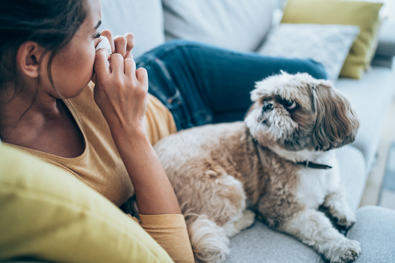 woman with allergy to dog